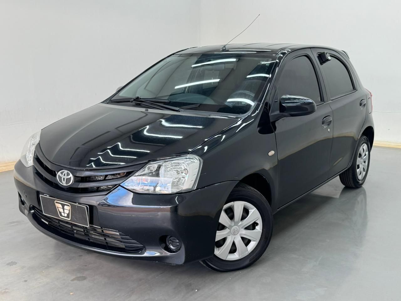 TOYOTA Etios 1.3 16v 2014 - miniatura 3