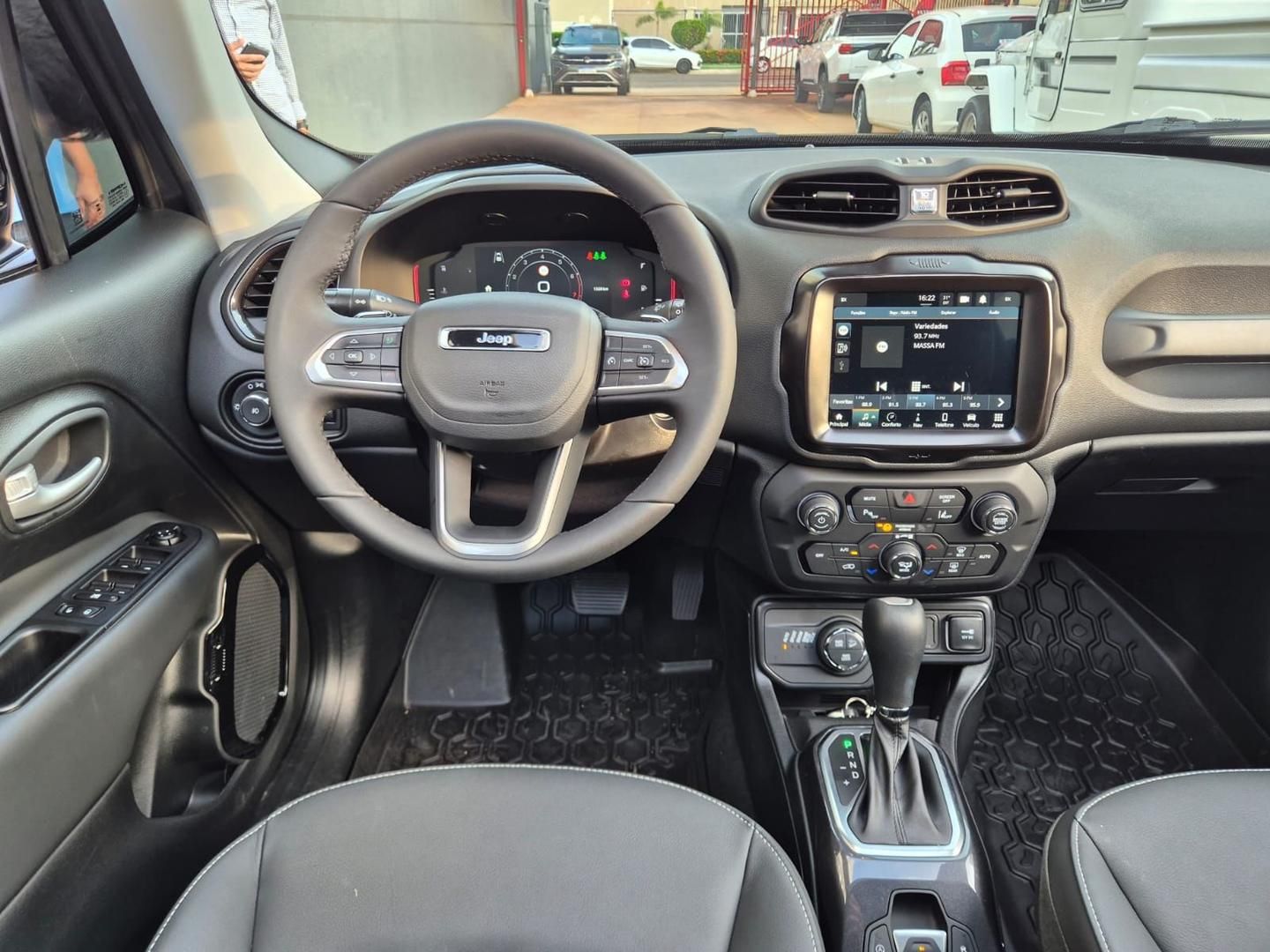 JEEP Renegade Willys 1.3 16v T270 4x4 2026 - miniatura 3