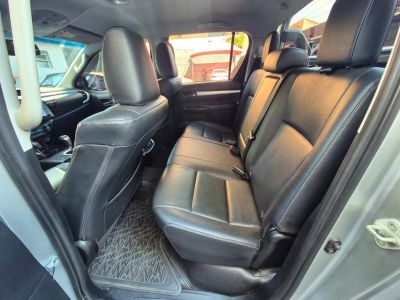 TOYOTA Hilux SRV D4-D 2.8TDi 16v 4X4 C.D. 2022 - miniatura 3