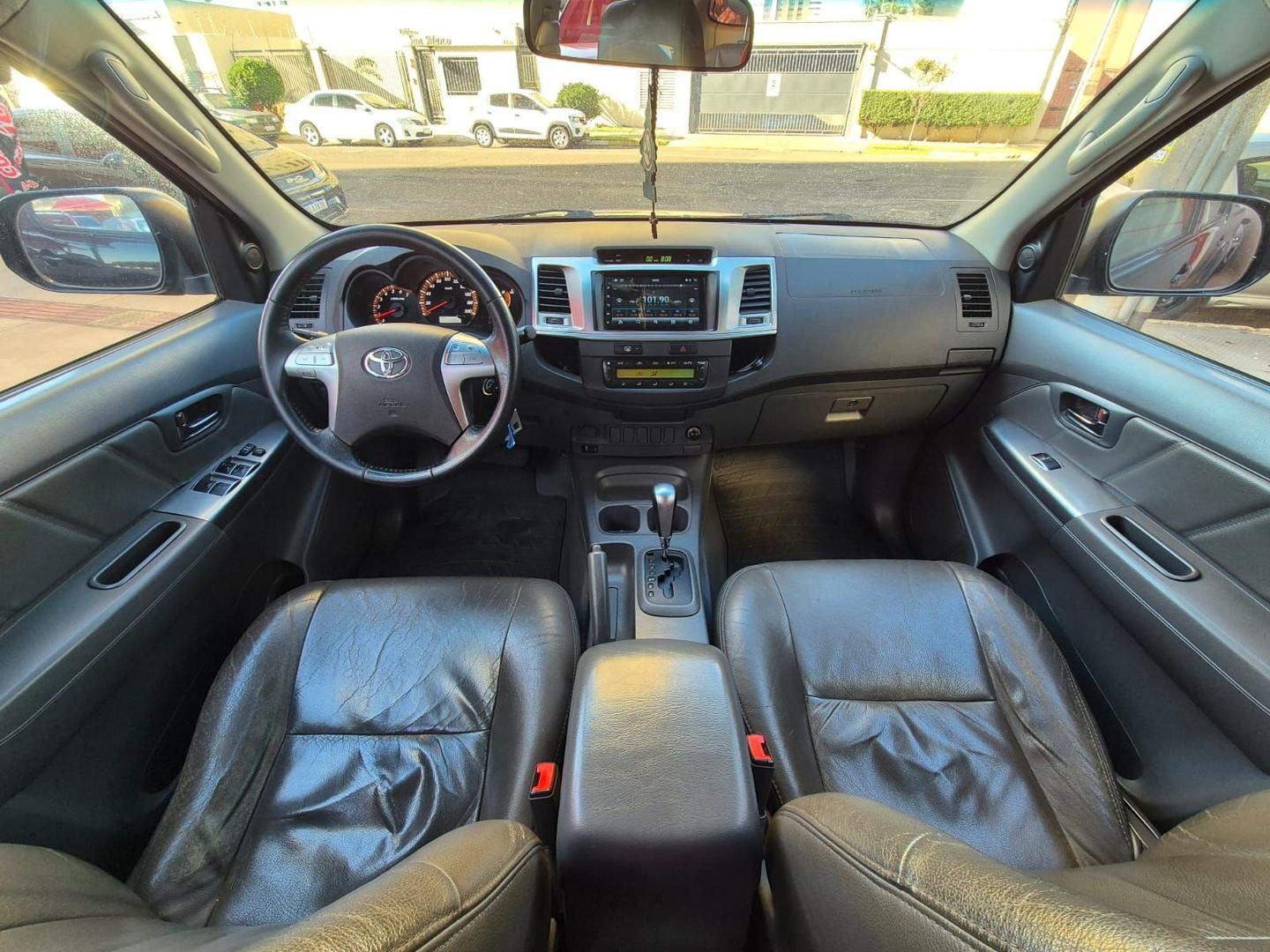 TOYOTA Hilux  2015 - miniatura 4