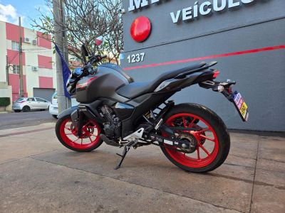 YAMAHA   2025 - miniatura 8