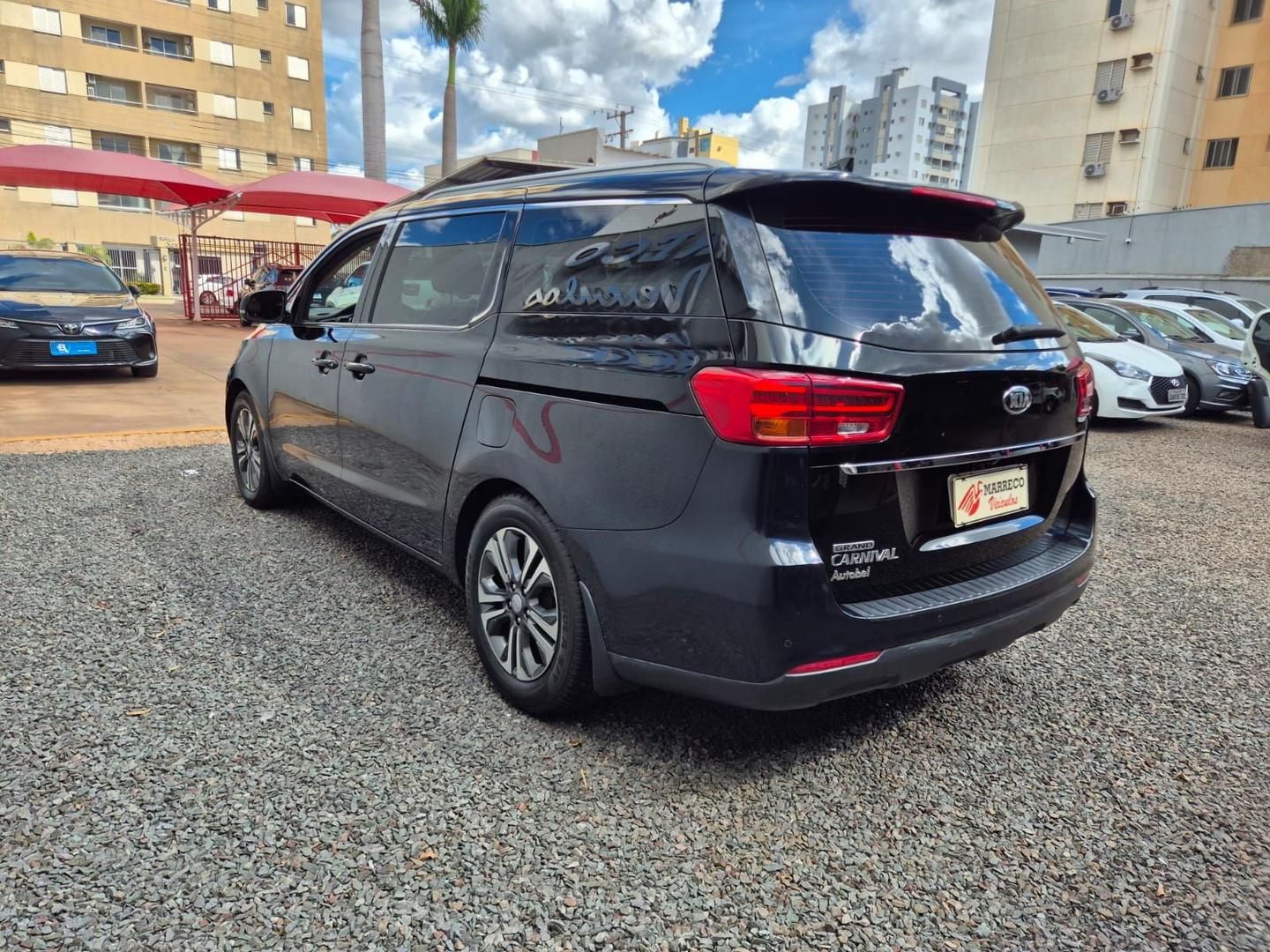 KIA Grand Carnival 2019 - miniatura 6