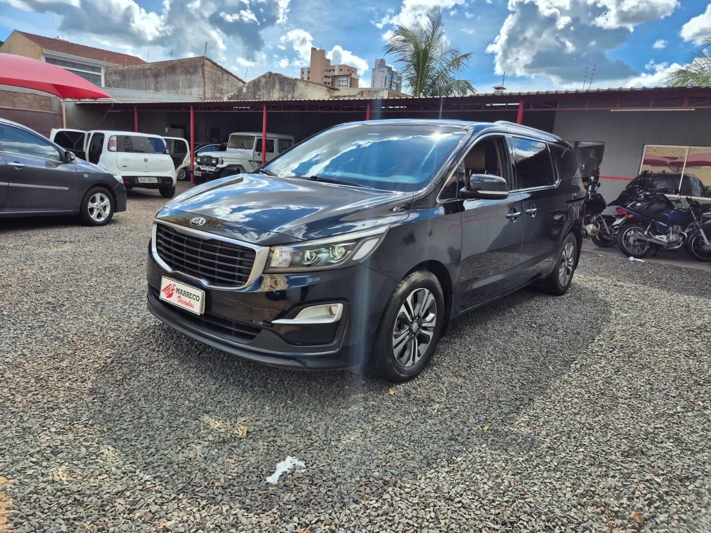 KIA Grand Carnival 2019 - miniatura 8