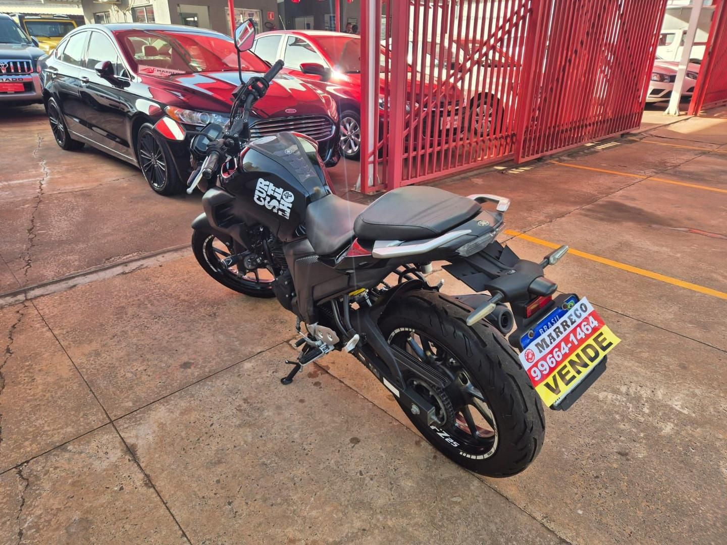 YAMAHA FZ25 2021 - miniatura 2