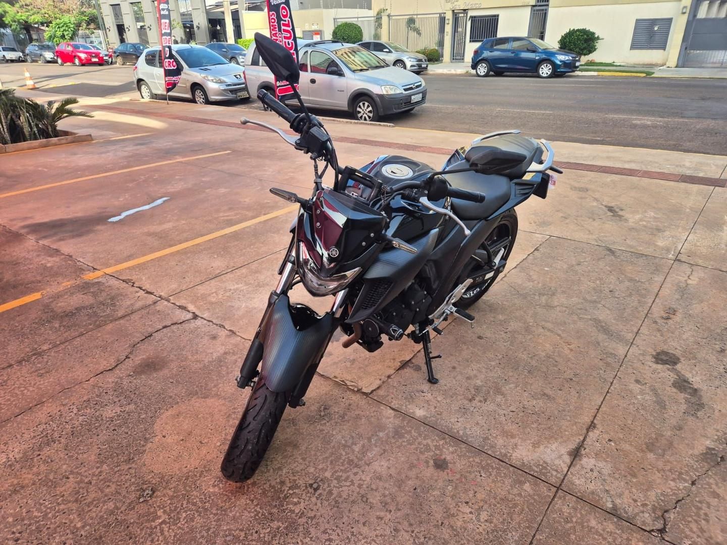 YAMAHA FZ25 2021 - miniatura 4