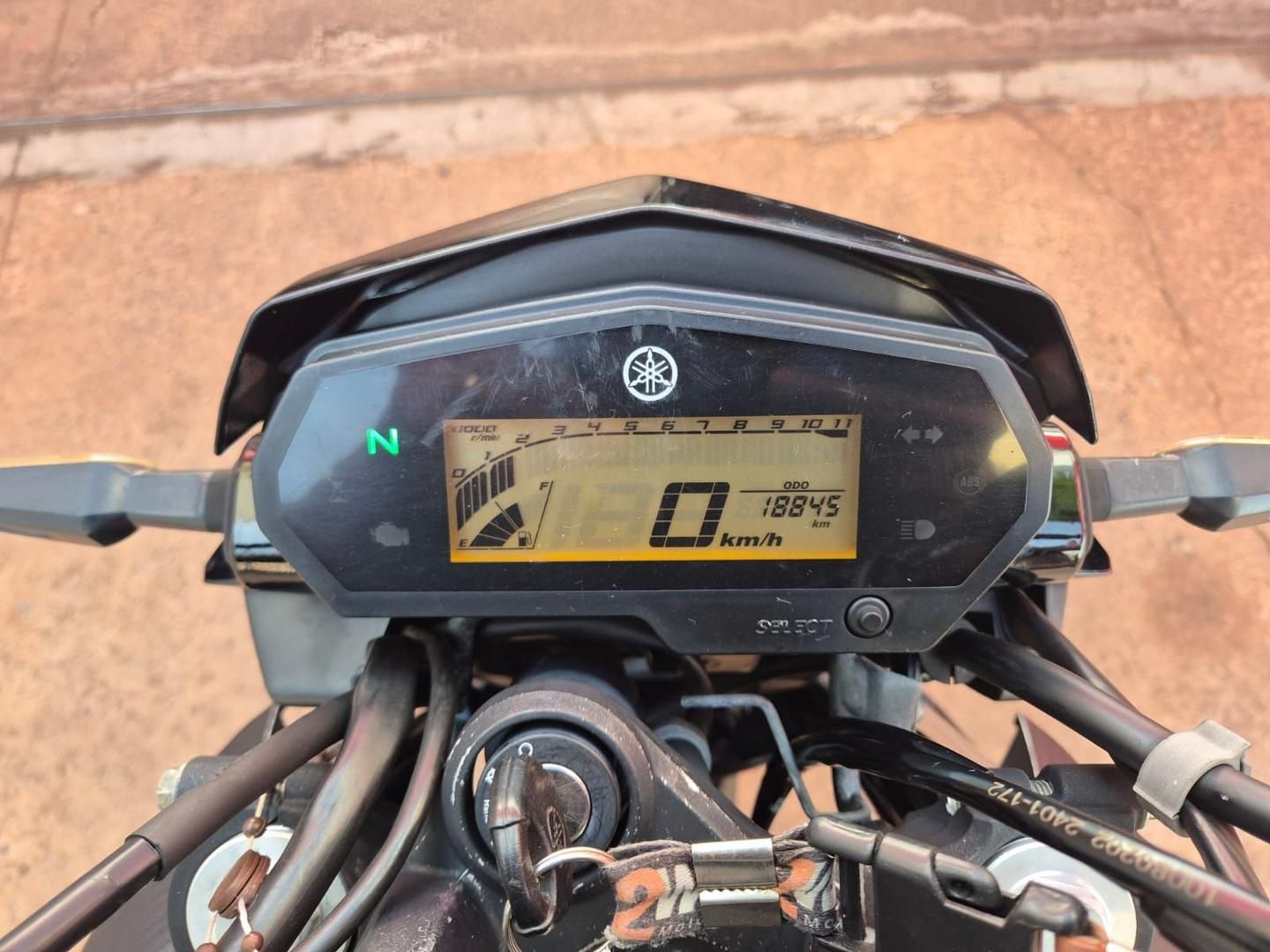 YAMAHA FZ25 2021 - miniatura 6