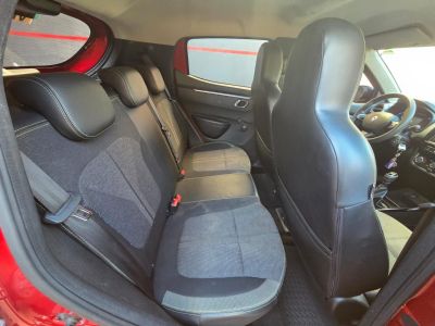 RENAULT Kwid Outsider 1.0 12v 2023 - miniatura 3