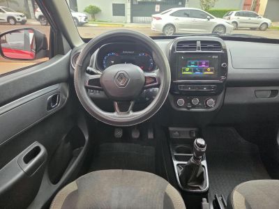 RENAULT Kwid Outsider 1.0 12v 2023 - miniatura 3
