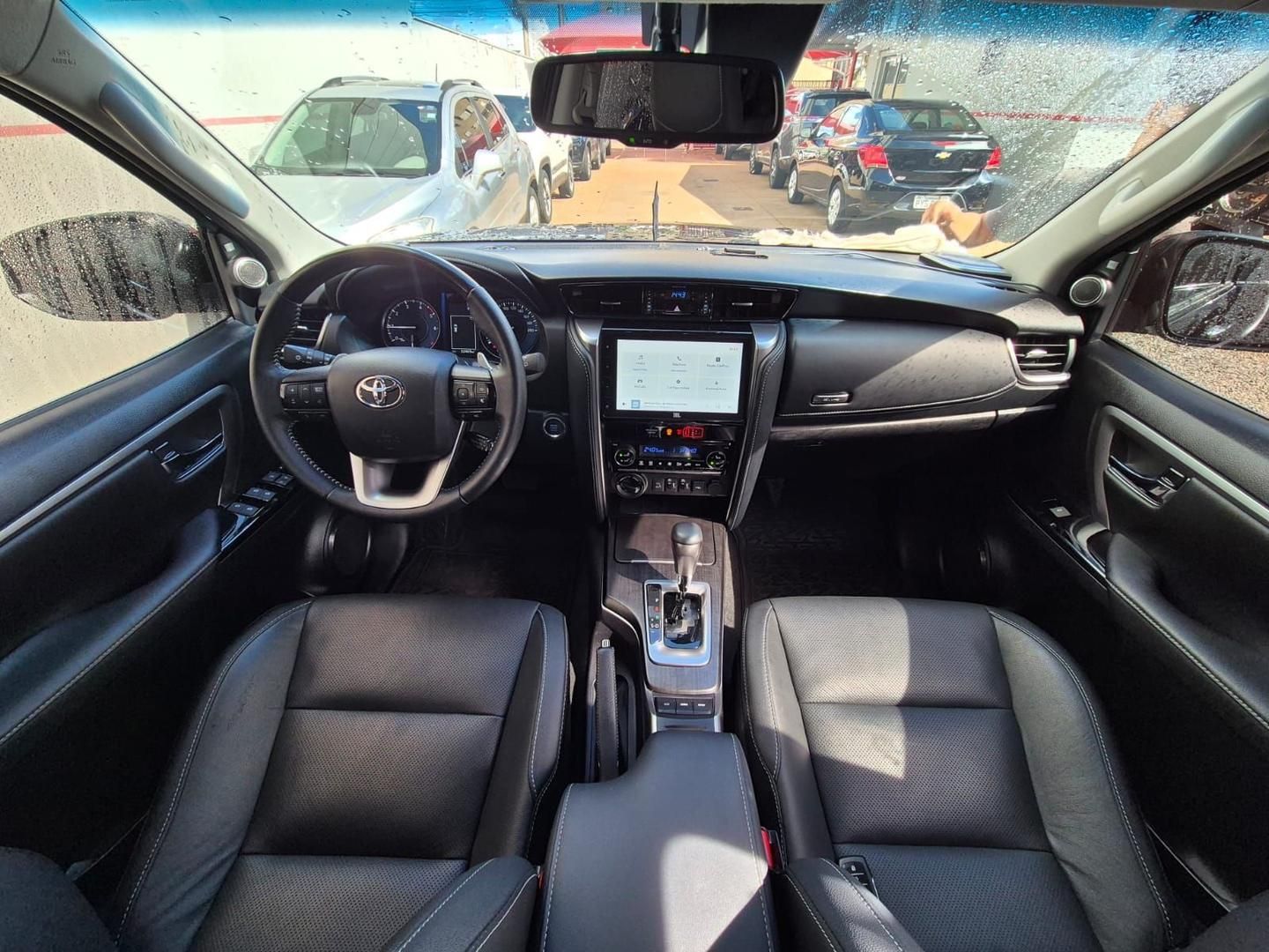 TOYOTA Hilux SRX Diamond D4-D 2.8TDi 16v 4x4 2024 - miniatura 7