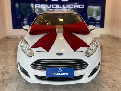 FORD Fiesta Hatch Titanium 1.6 16v PowerShift 2014