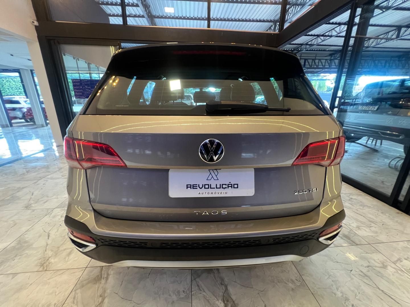 VOLKSWAGEN Taos Highline 1.4 16v TSi 2022 - miniatura 5