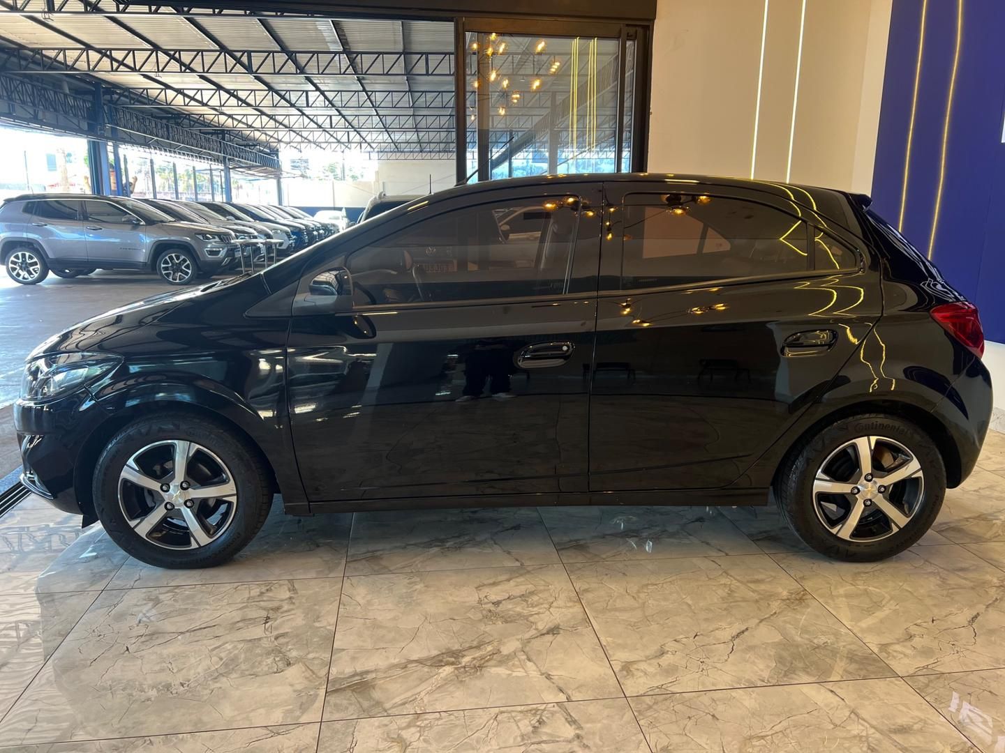 CHEVROLET Onix LTZ 1.4 2019 - miniatura 4