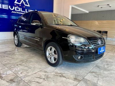 VOLKSWAGEN Polo Sedan Comfortline 1.6 2011 - miniatura 2