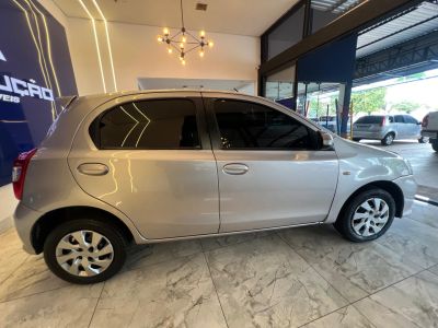 TOYOTA Etios XS 1.5 16v 2018 - miniatura 6