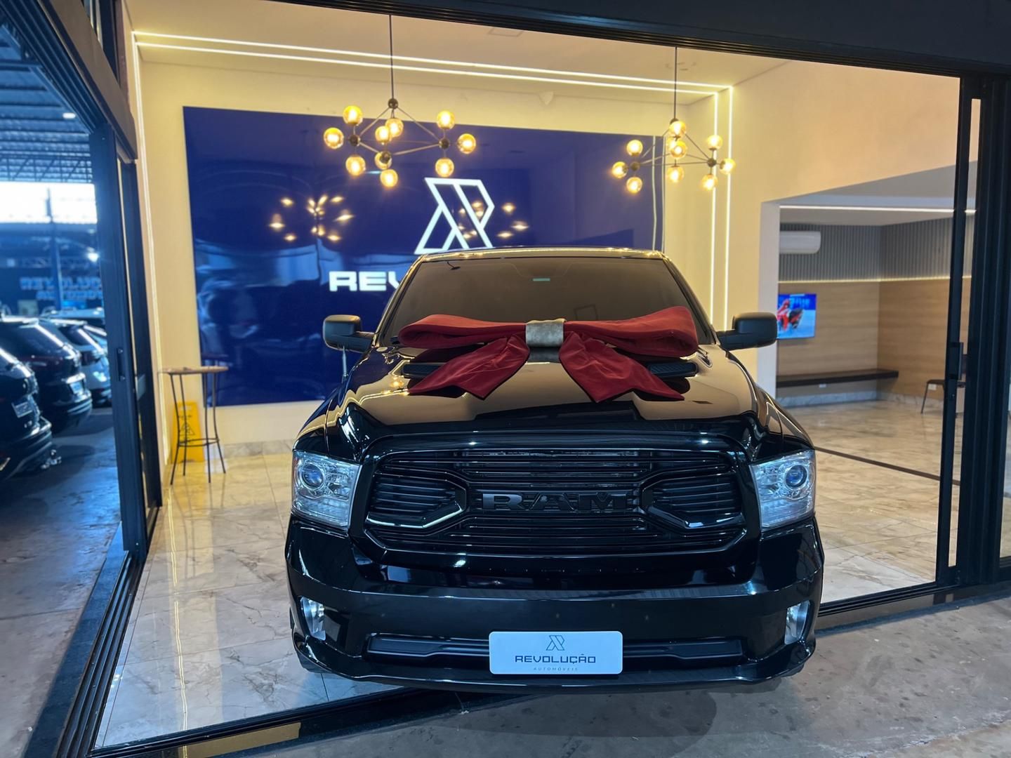 RAM 1500 Classic Laramie 5.7 V8 4X4 C.D. 2022