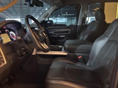 RAM 1500 Classic Laramie 5.7 V8 4X4 C.D. 2022 - miniatura 7