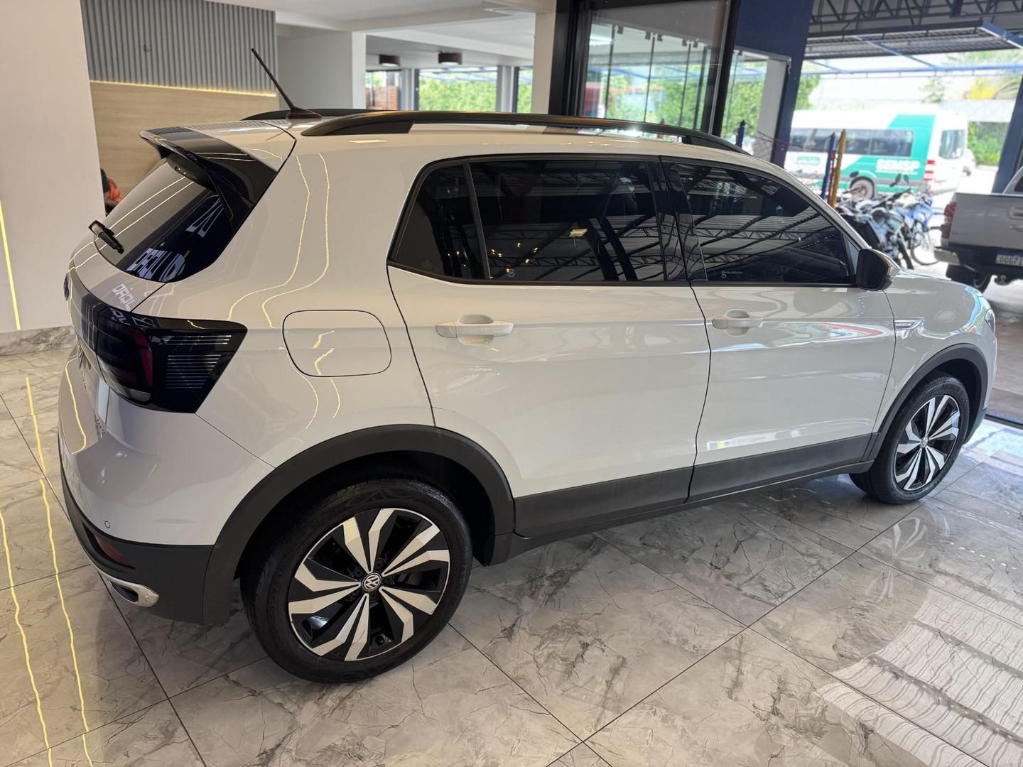 VOLKSWAGEN T-Cross Comfortline 1.0 12v TSi 2021 - miniatura 4