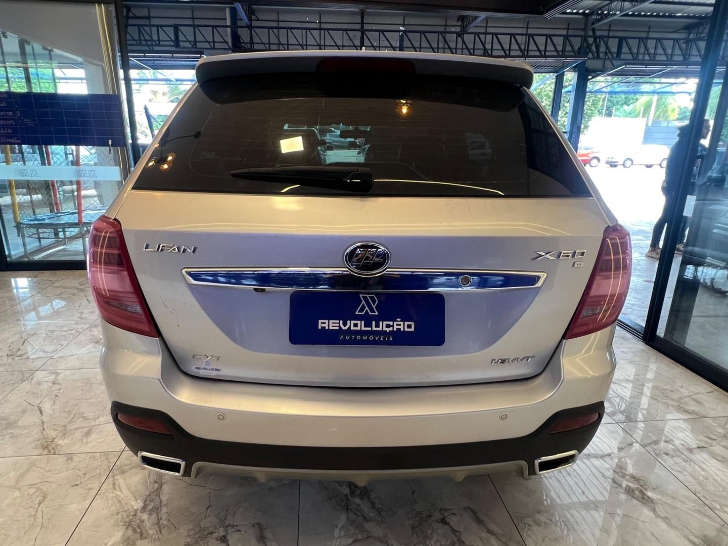 LIFAN X60 Vip 1.8 16v 2018 - miniatura 5