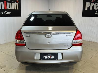 TOYOTA Etios Sedan XS 1.5 16v 2017 - miniatura 3