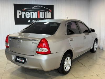 TOYOTA Etios Sedan XS 1.5 16v 2017 - miniatura 4