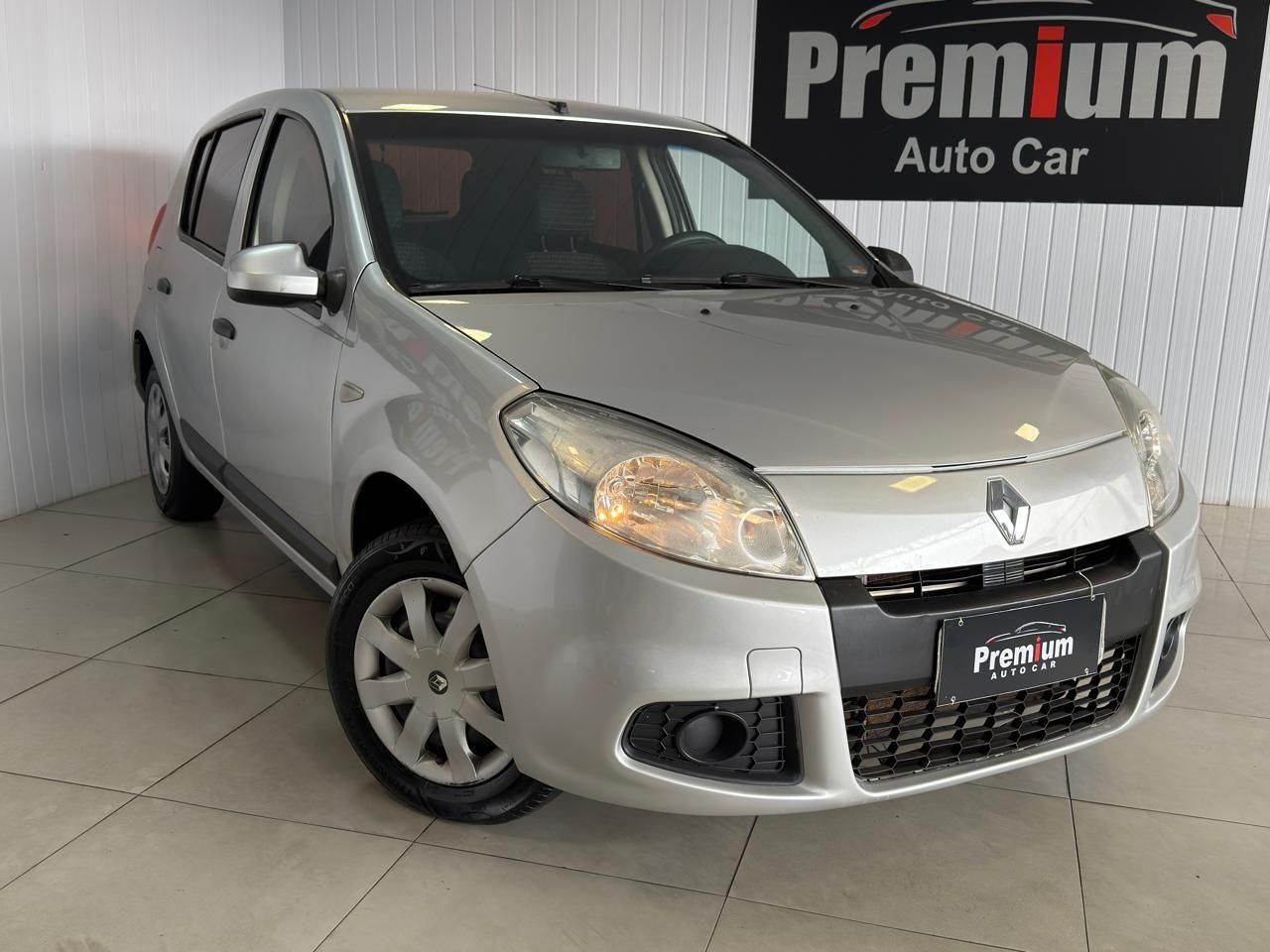 Vista principal de RENAULT Sandero Expression 1.6 16v 2012