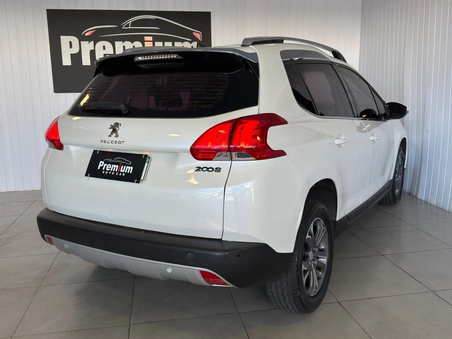PEUGEOT 2008 Griffe 1.6 16v 2017 - miniatura 6