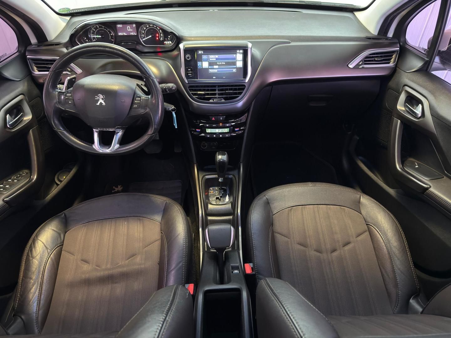 PEUGEOT 2008 Griffe 1.6 16v 2017 - miniatura 8