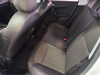 PEUGEOT 2008 Griffe 1.6 16v 2017 - miniatura 9