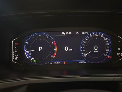 VOLKSWAGEN Taos Highline 1.4 16v TSi 2022 - miniatura 10