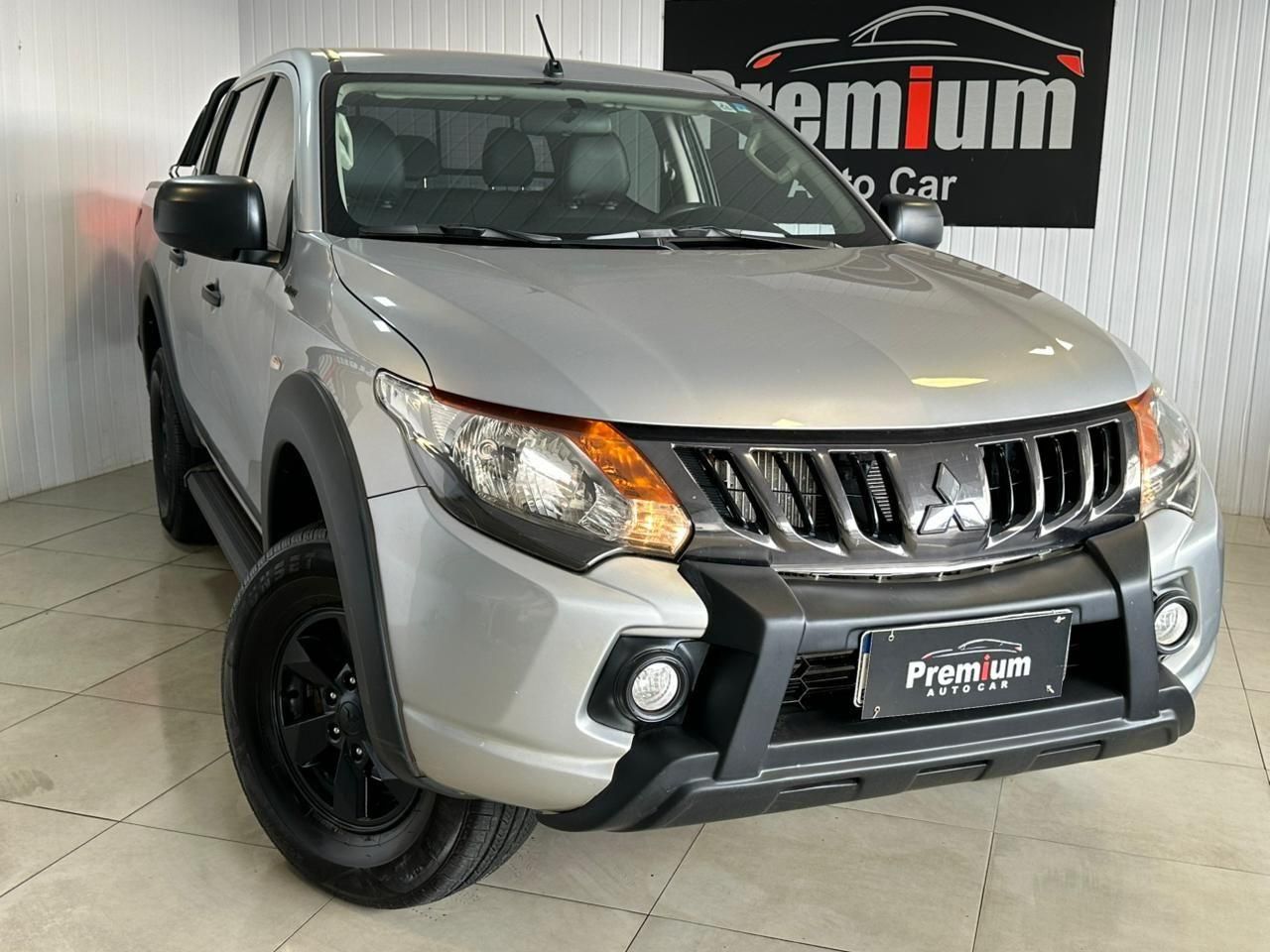 MITSUBISHI Triton GLS 2.4TDi 16v 4X4 C.D. 2023