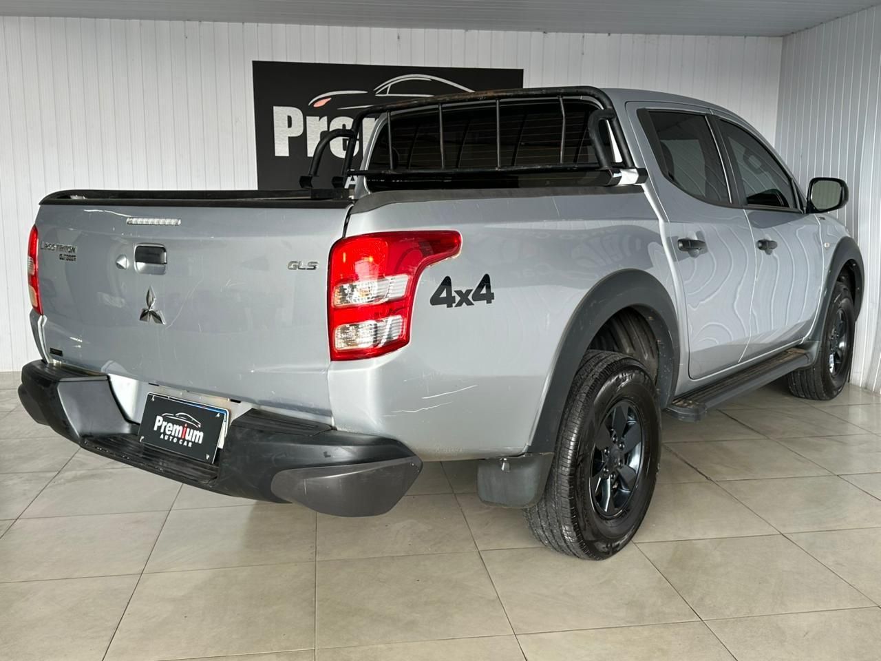 MITSUBISHI Triton GLS 2.4TDi 16v 4X4 C.D. 2023 - miniatura 6
