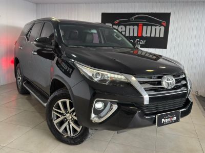 TOYOTA Hilux SRX D4-D 2.8TDi 16v 4x4 2019