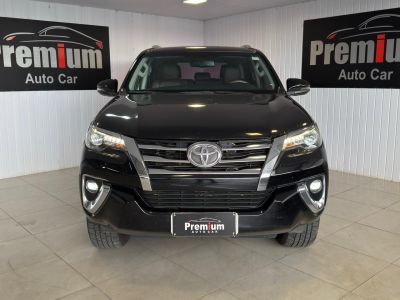 TOYOTA Hilux SRX D4-D 2.8TDi 16v 4x4 2019 - miniatura 2