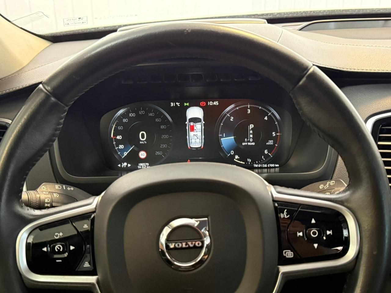 VOLVO XC90 D-5 Inscription 2.0TDi 16v AWD 2019 - miniatura 10