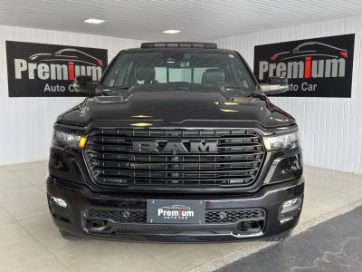 RAM 1500 Laramie Night Edition 3.0T 24v 4X4 C.D. 2025 - miniatura 2
