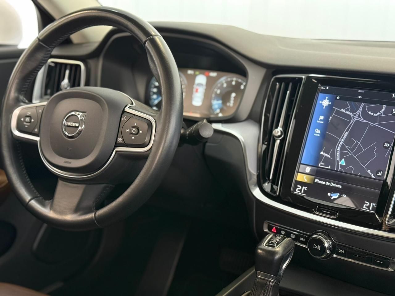 VOLVO S60 T-4 Momentum 2.0T 16v 2020 - miniatura 11