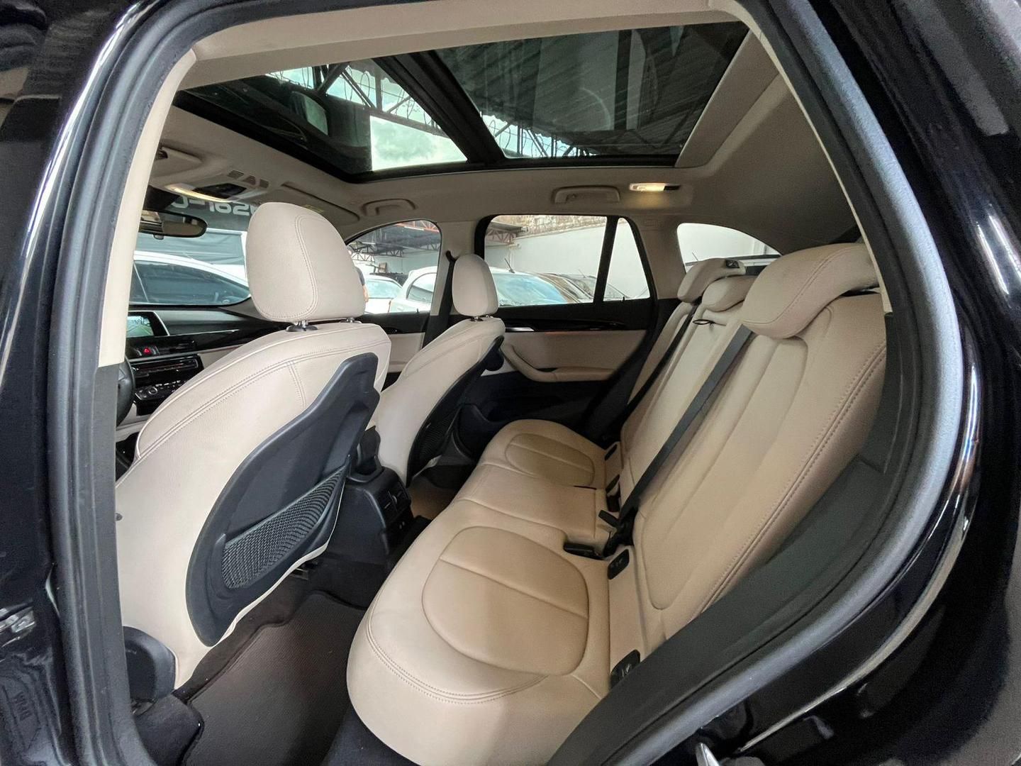 BMW X1 sDrive20i 2.0T 16v 2019 - miniatura 9