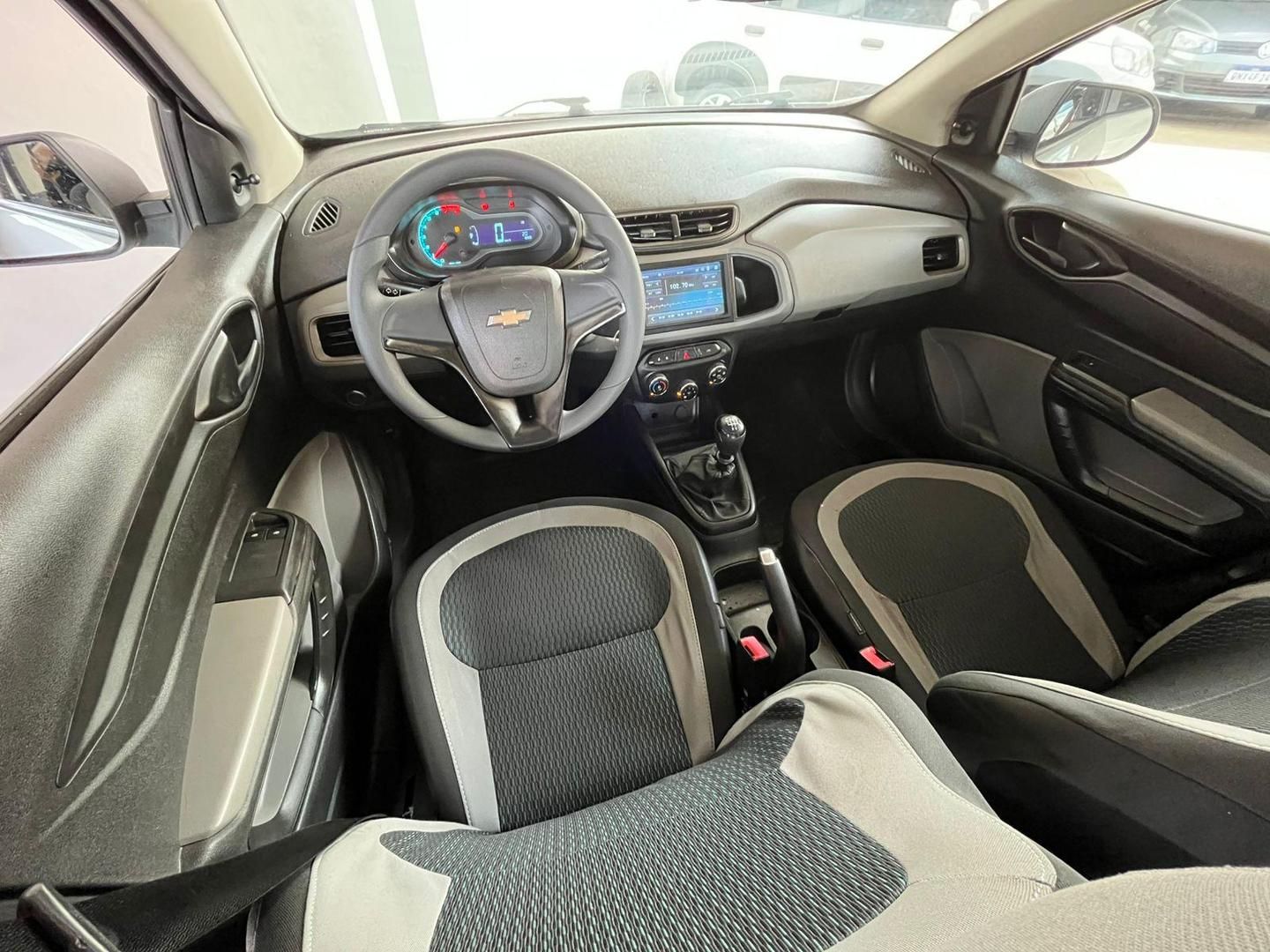 CHEVROLET Onix LT 1.0 2016 - miniatura 7