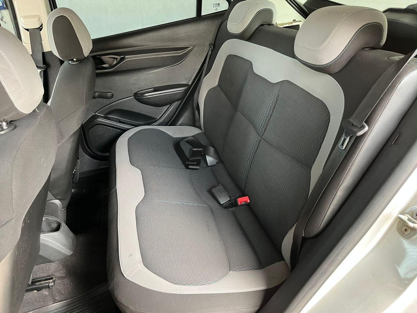 CHEVROLET Onix LT 1.0 2016 - miniatura 10