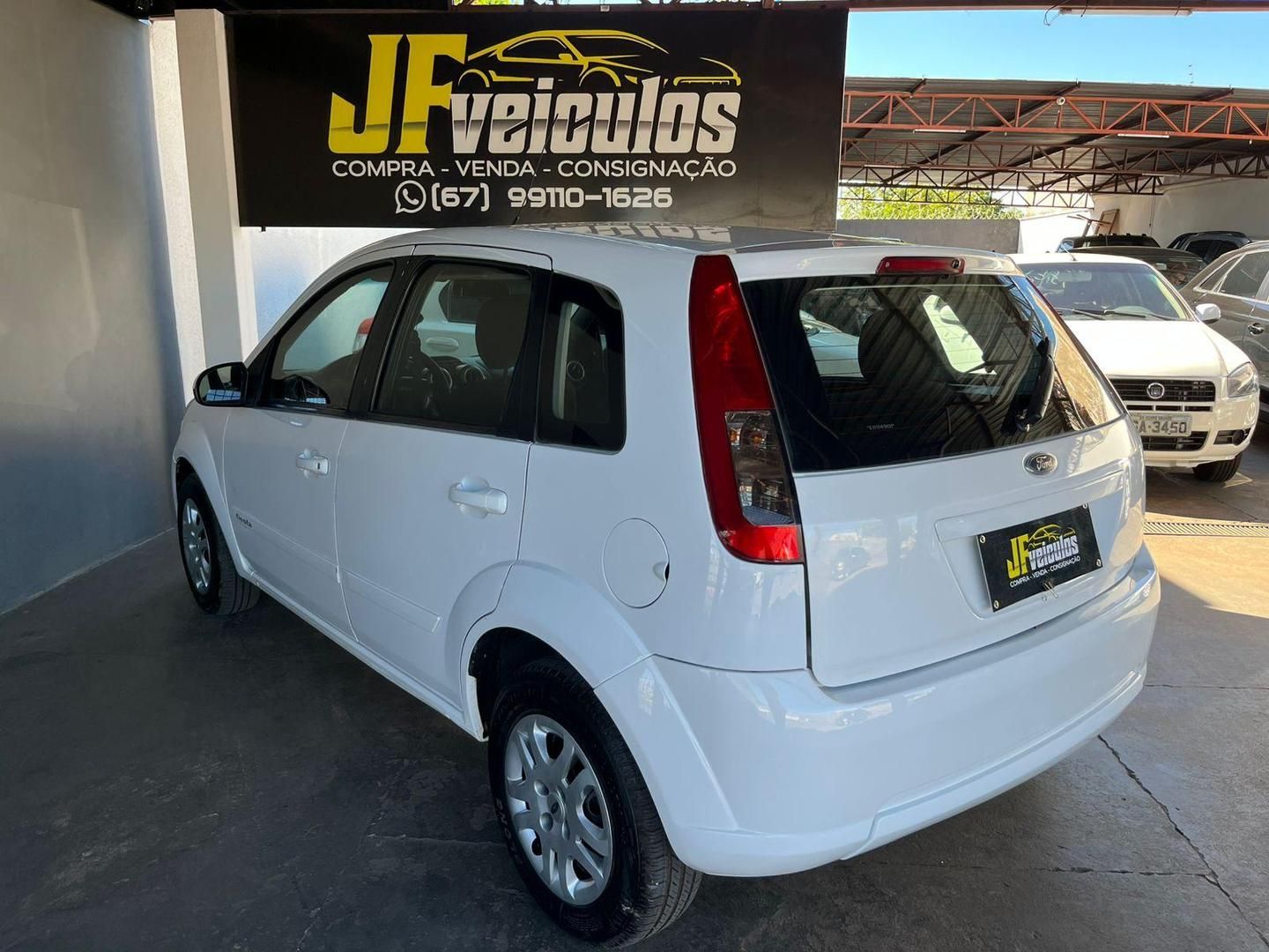 FORD Fiesta Hatch 1.0 4p. 2014 - miniatura 3