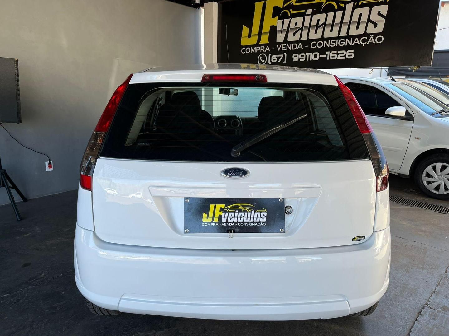 FORD Fiesta Hatch 1.0 4p. 2014 - miniatura 4