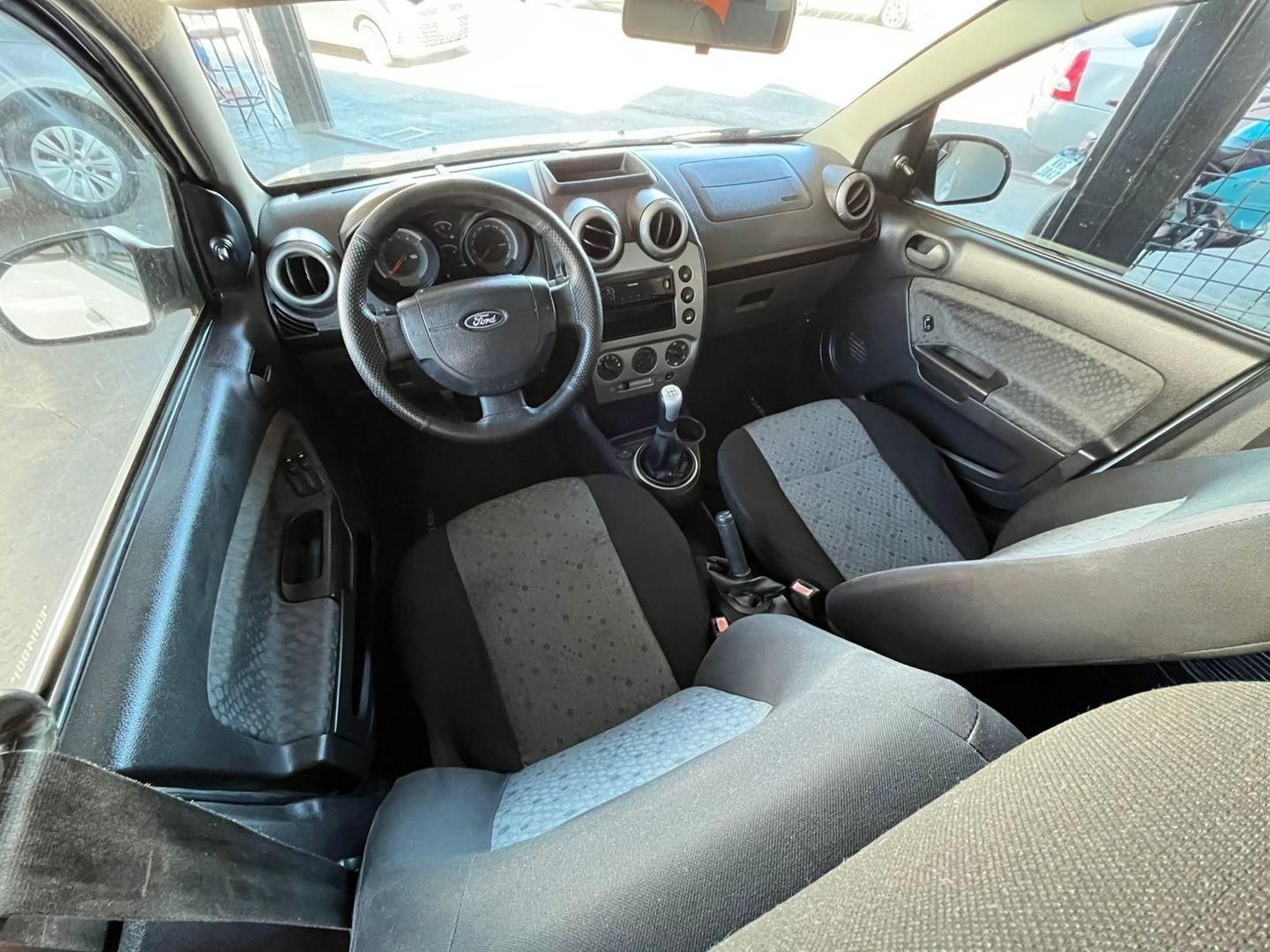 FORD Fiesta Hatch 1.0 4p. 2014 - miniatura 6