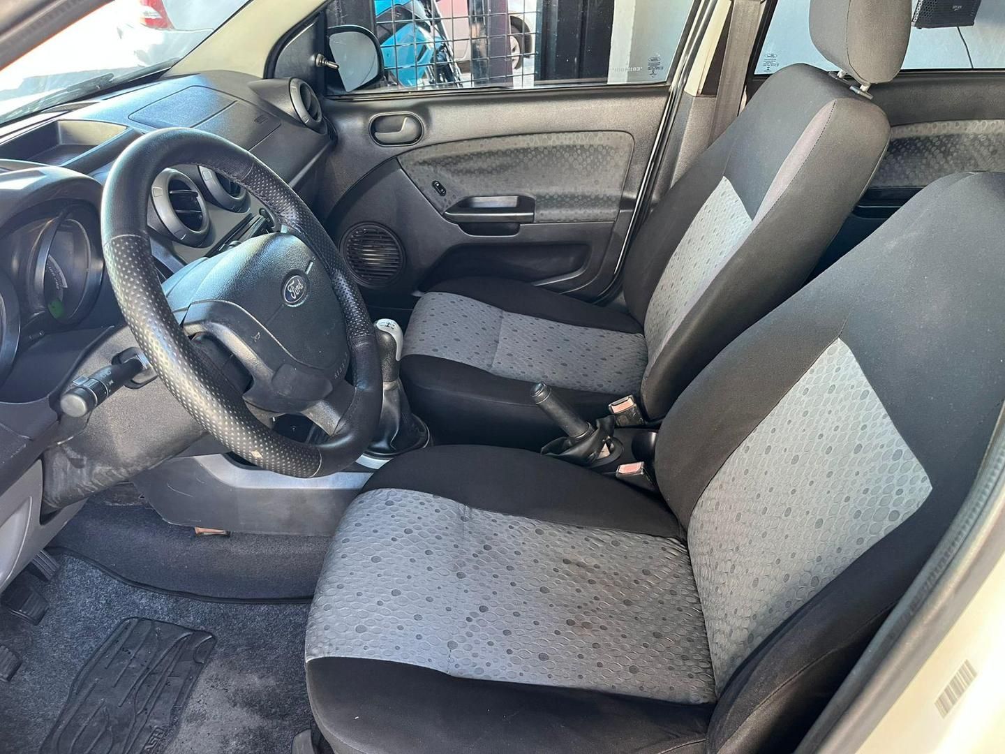 FORD Fiesta Hatch 1.0 4p. 2014 - miniatura 7