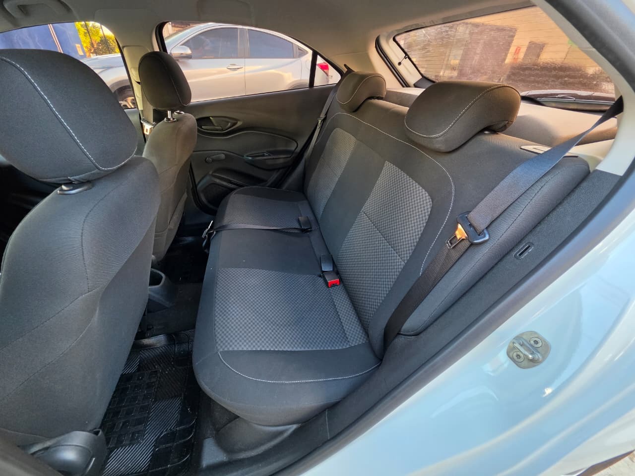 CHEVROLET Onix LT 1.4 2018 - miniatura 8