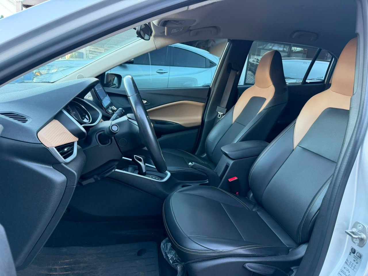 CHEVROLET Onix Premier 1.0T 12v 2023 - miniatura 9