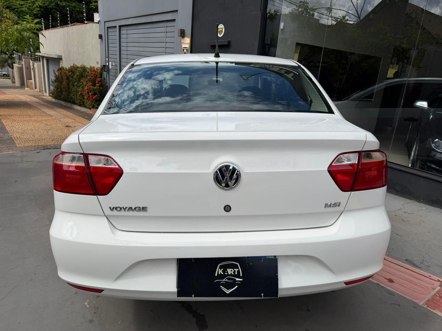VOLKSWAGEN Voyage Trendline 1.6 2017 - miniatura 5