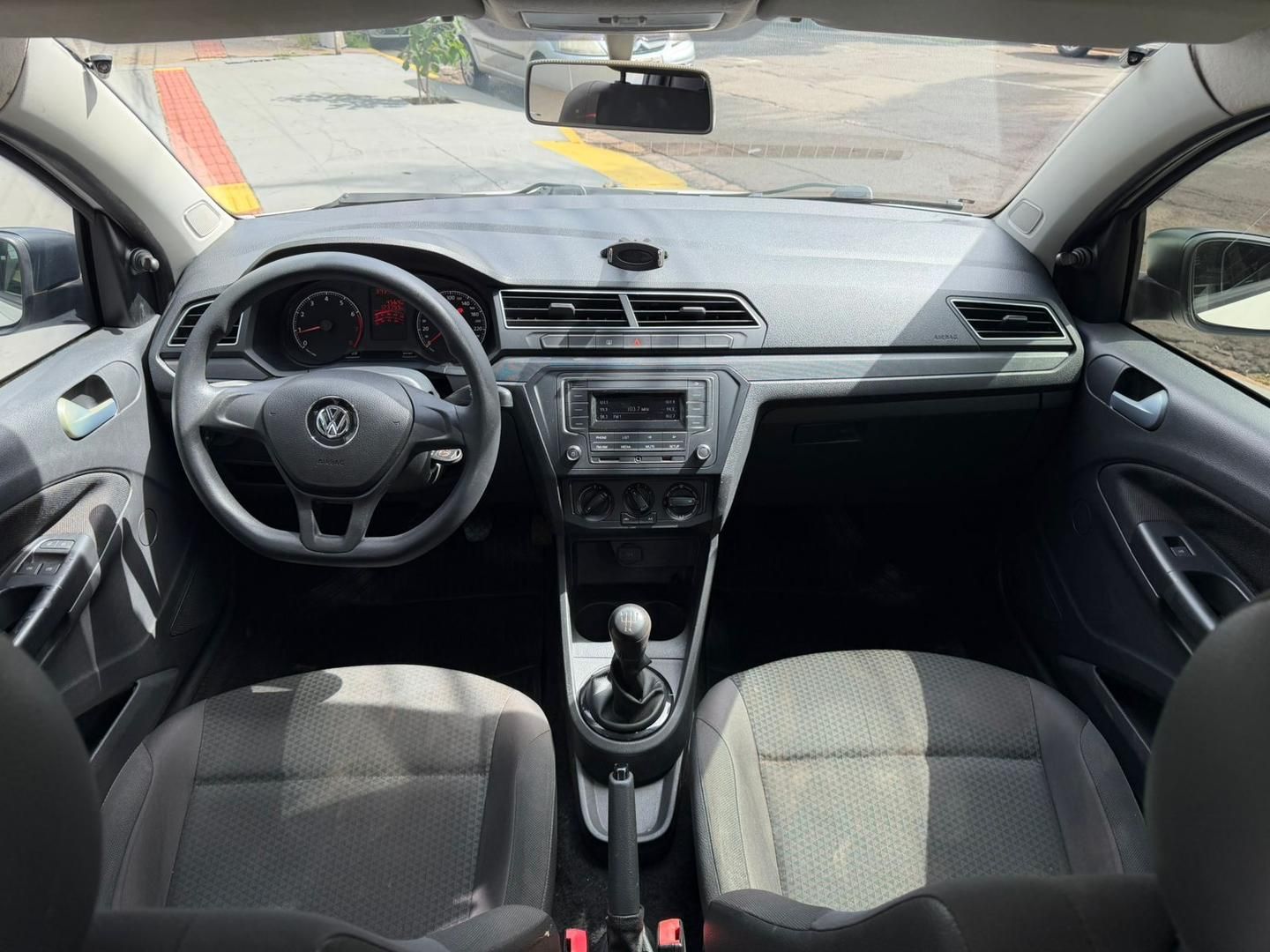 VOLKSWAGEN Voyage Trendline 1.6 2017 - miniatura 9