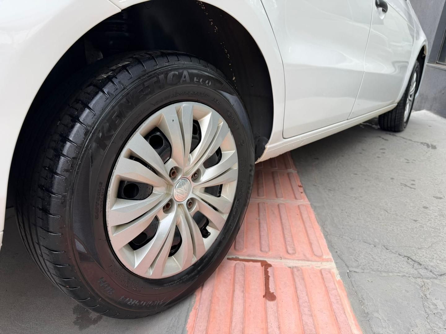 VOLKSWAGEN Voyage Trendline 1.6 2017 - miniatura 12