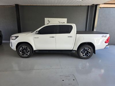 TOYOTA Hilux SRV D4-D 2.8TDi 16v 4X4 C.D. 2024 - miniatura 2