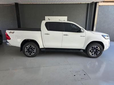 TOYOTA Hilux SRV D4-D 2.8TDi 16v 4X4 C.D. 2024 - miniatura 4